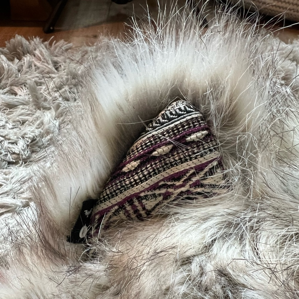 Spirithoods Timberwolf Shawl - Picture 3 of 3